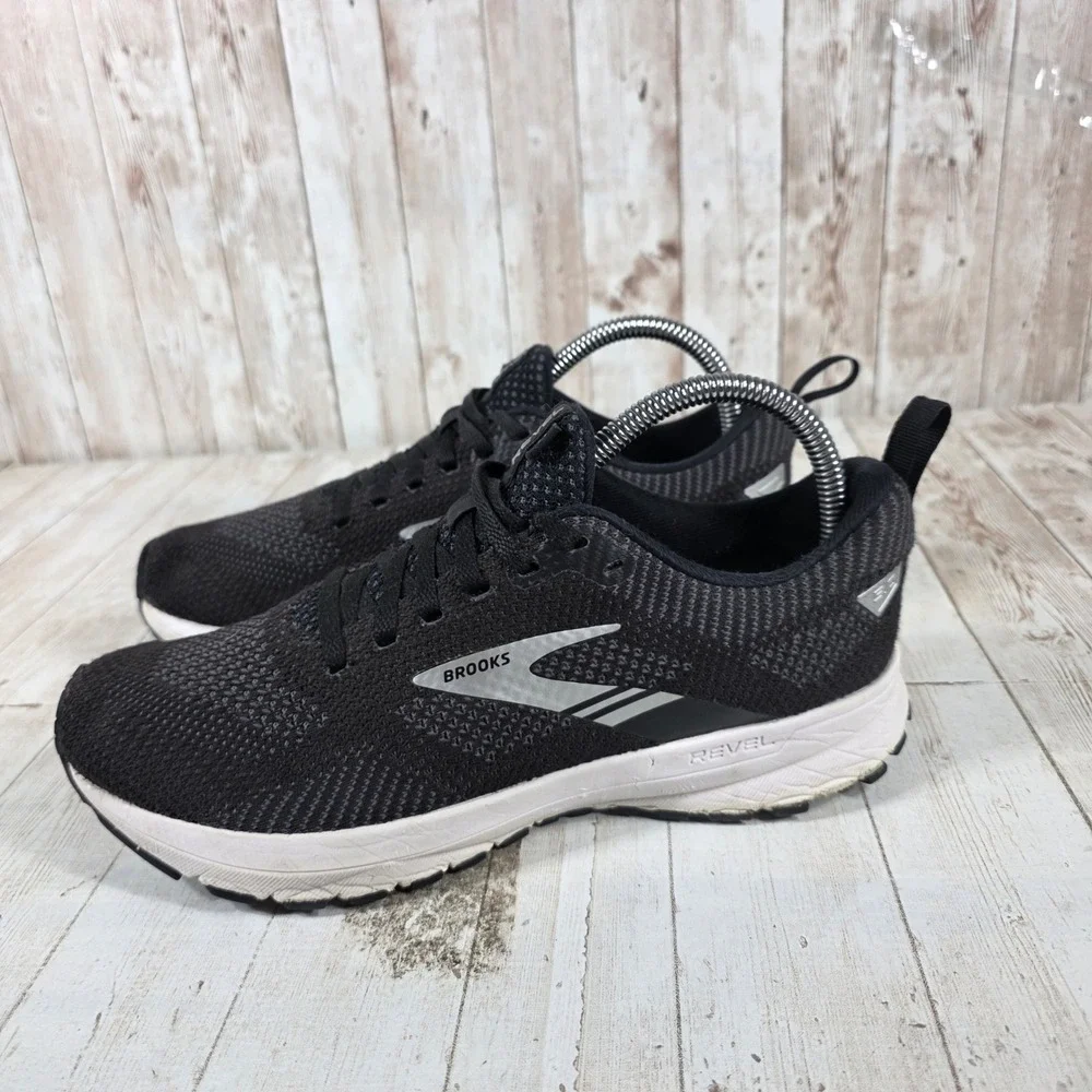Brooks Revel 5 Womens Running Shoes Black White 1203611B036 Size 8